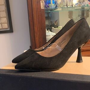 A New Day Classic Black Suede w Patent Leather Heels